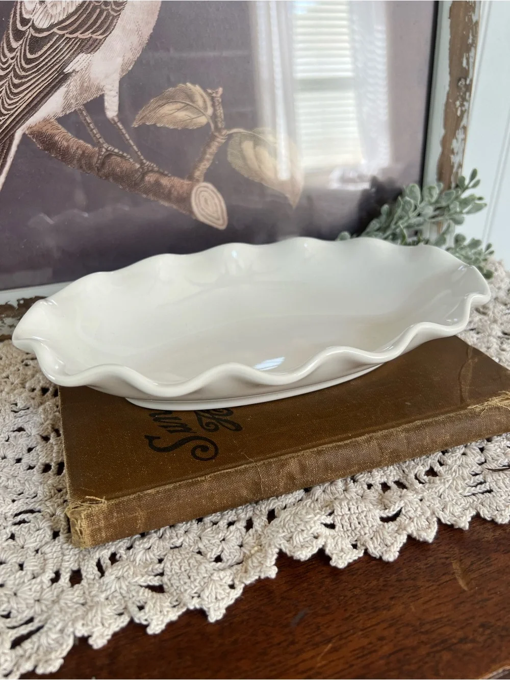 Vintage Pfaltzgraff Stoneware White Scalloped Relish/Candy Dish